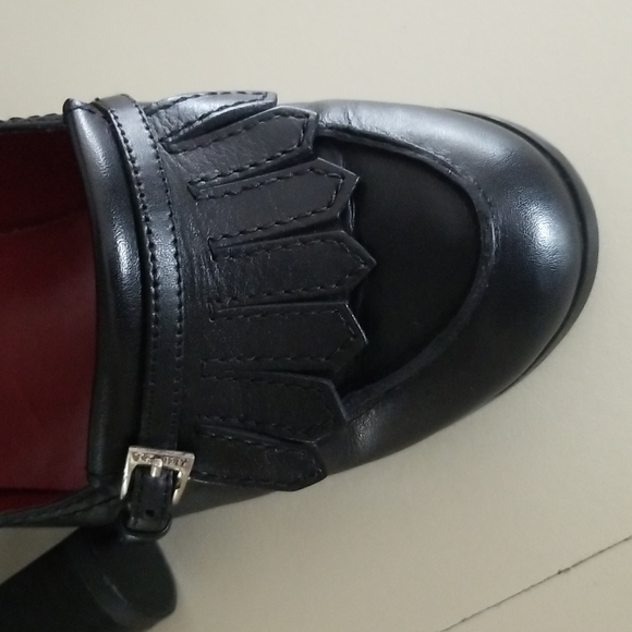 Tommy Hilfiger heels - Picture 8 of 9